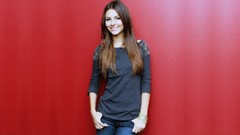 Woman victoria justice