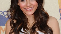 Woman victoria justice brunettes singers