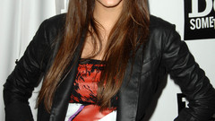 Woman victoria justice models