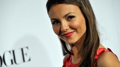 Woman victoria justice models