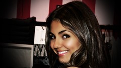 Woman victoria justice models