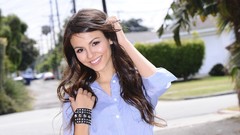 Woman victoria justice smiling brunettes
