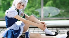 Woman weapons Knives white hair asians maids bangs touhou 