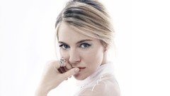 Woman white background faces blondes blue eyes sienna miller 