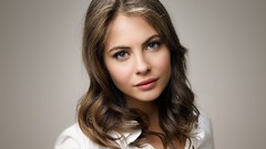 Woman willa holland Photo manipulation airbrushed