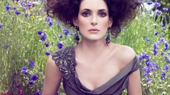 Woman Winona Ryder brunettes