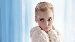 Woman wool faces blondes cardigan models