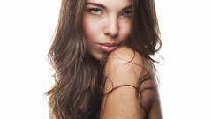 Woman young faces brunettes teen portraits amateurs