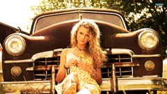 Woman young outdoors blondes taylor swift singers curly hair 