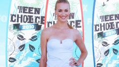 Woman yvonne strahovski models