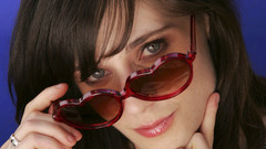 Woman zooey deschanel