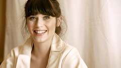 Woman zooey deschanel