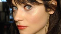Woman zooey deschanel