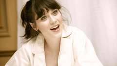 Woman zooey deschanel