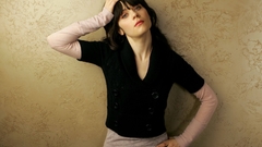 Woman zooey deschanel