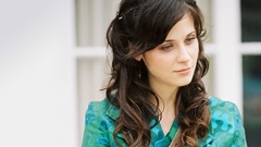 Woman zooey deschanel