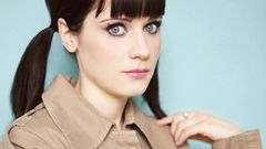 Woman zooey deschanel