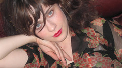 Woman zooey deschanel