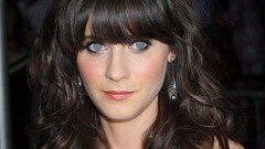Woman zooey deschanel