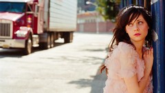 Woman zooey deschanel