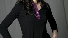 Woman zooey deschanel black