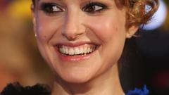 Women Natalie Portman girl