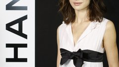 Women Olga kurylenko girl