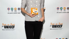 Women Selena gomez girl