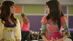 Women Selena gomez People