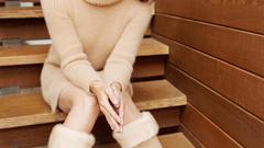 Women stairways Lauren graham