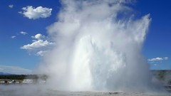 Wyoming fountain national park yellowstone