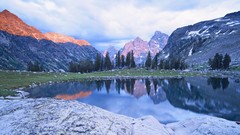 Wyoming lakes solitude