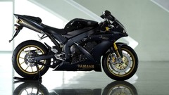 Yamaha vehicles yamaha r1 motorbikes