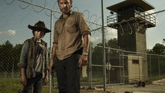 Yard the walking dead TV series andrew lincoln chandler riggs 