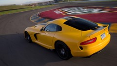 Yellow race cars motion srt viper