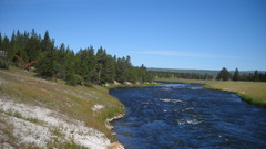 Yellowstone near great prismatic