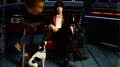 Young guitars the strokes julian casablancas