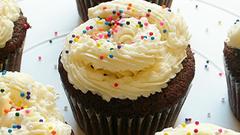 Yummy cupcaeks can do