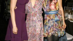 Zooey deschanel emily deschanel