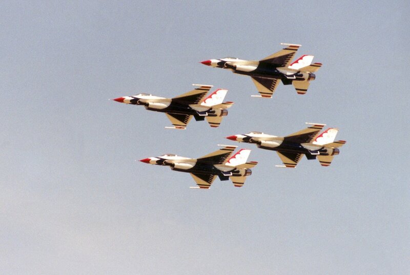 Thunderbirds jet formation