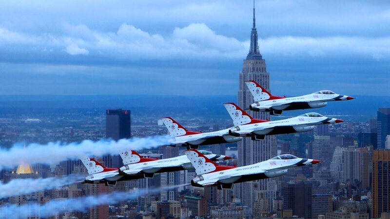 Thunderbirds Jets over City — Blue