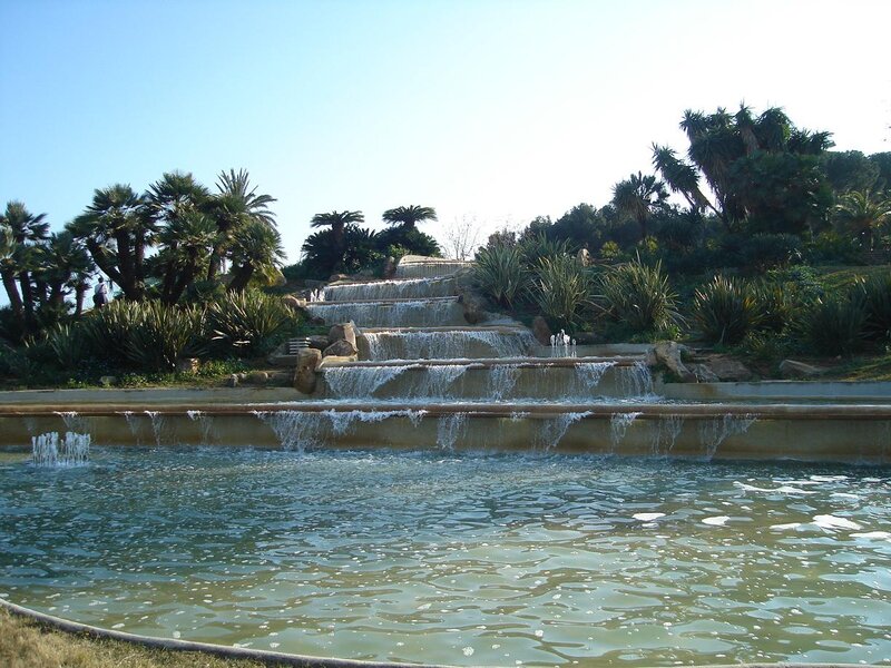 Tiered Water Fountain — Blue