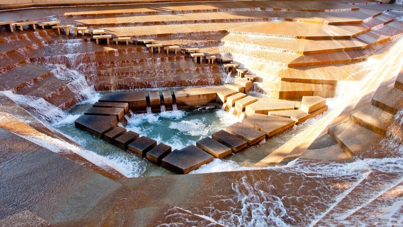 Tiered Water Fountain — Brown