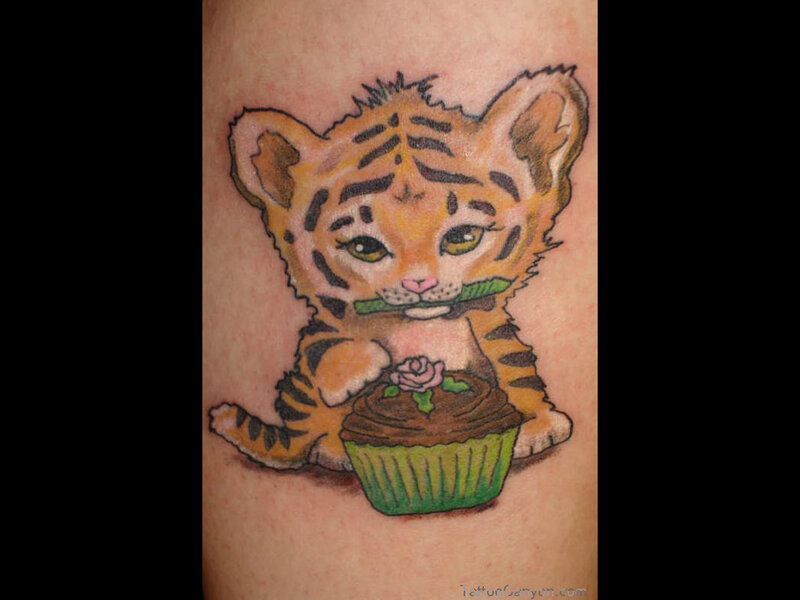 Tiger Cub with Cupcake