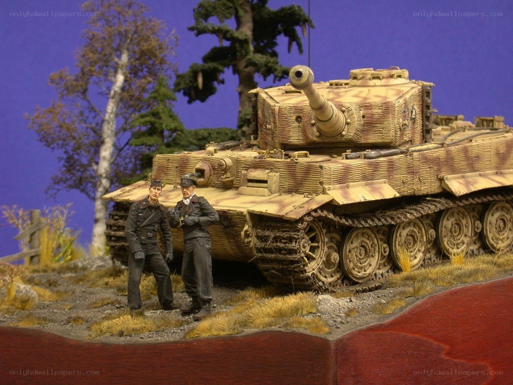Tiger tank diorama with soldiers