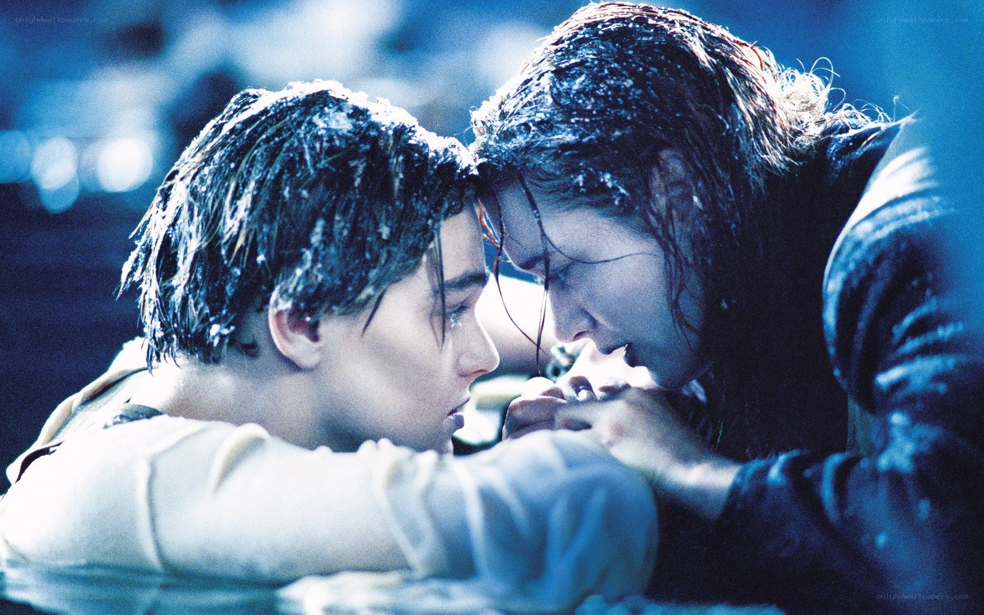 Titanic love scene