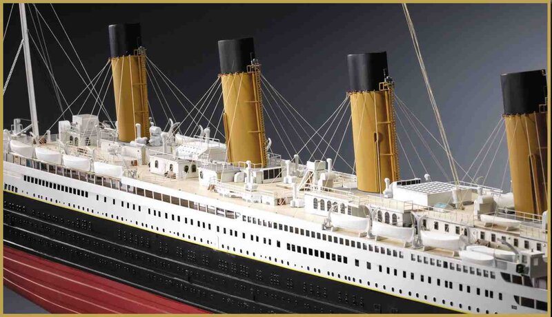 Titanic model ship