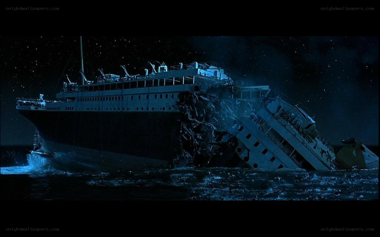 Titanic sinking at night