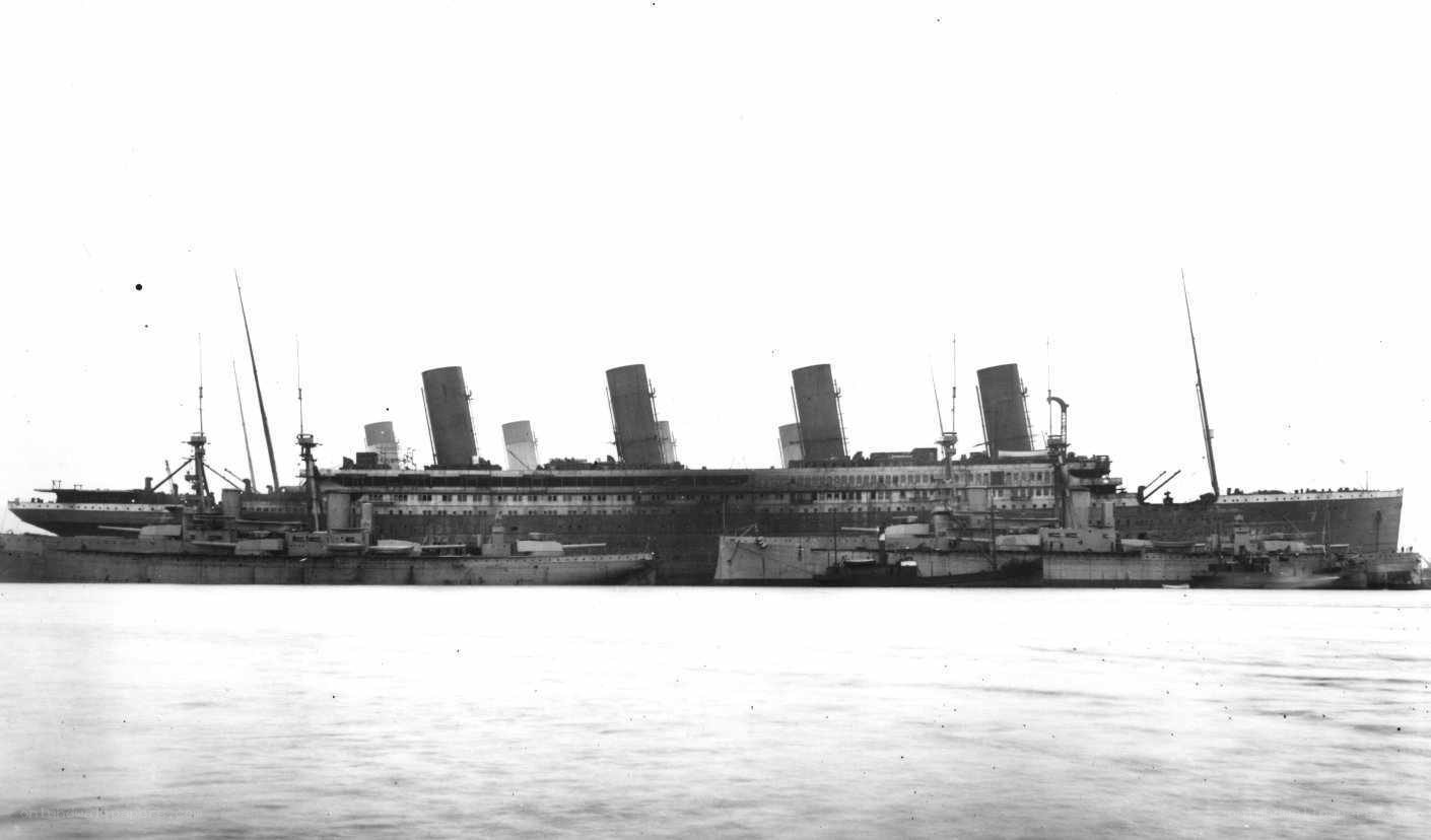 Titanic with escort ships