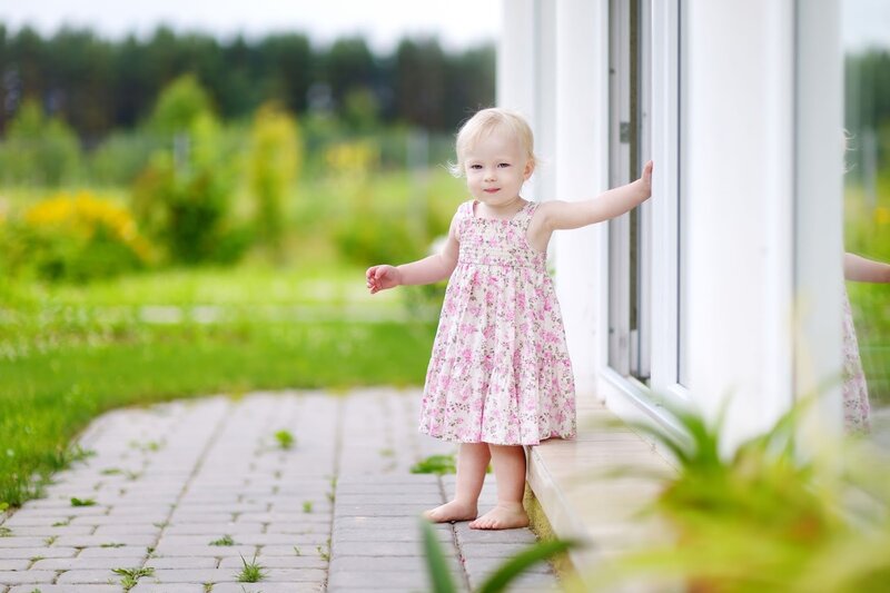 Toddler Girl in Dress — Pink